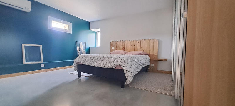 Maison - 246 m² - 8 pièces