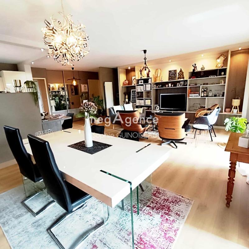 Appartement - 97 m² - 5 pièces