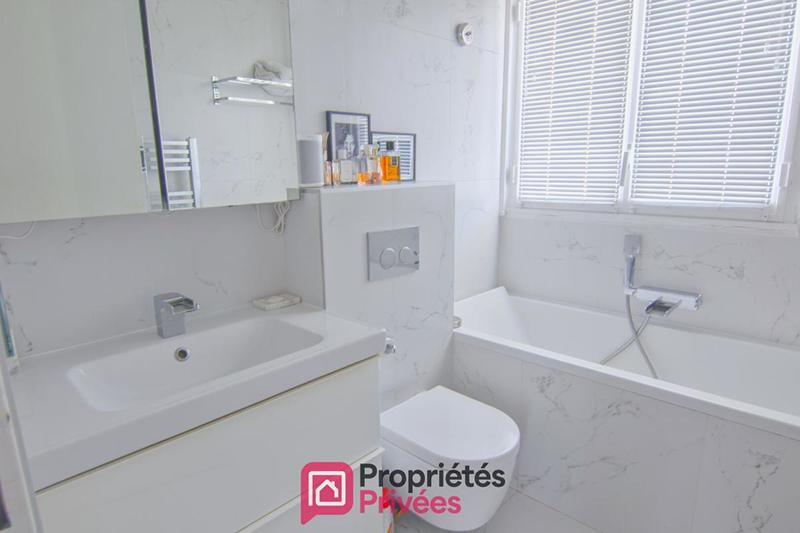 Appartement - 97 m² - 4 pièces
