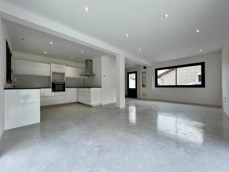 Appartement - 79 m² - 3 pièces