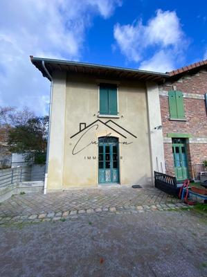 Maison - 92 m² - 4 pièces