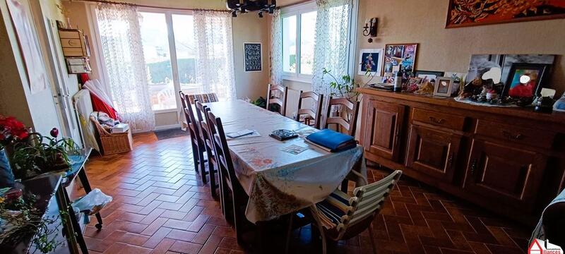 Maison - 103 m² - 5 pièces