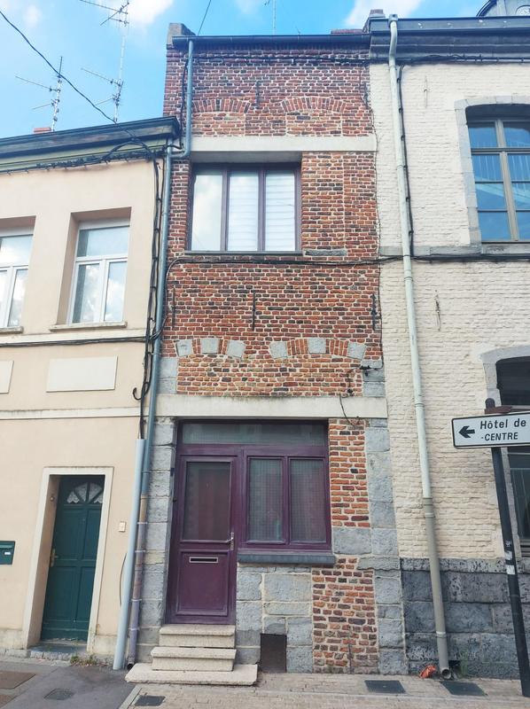 Maison traditionnelle - 145 m² - 9 pièces