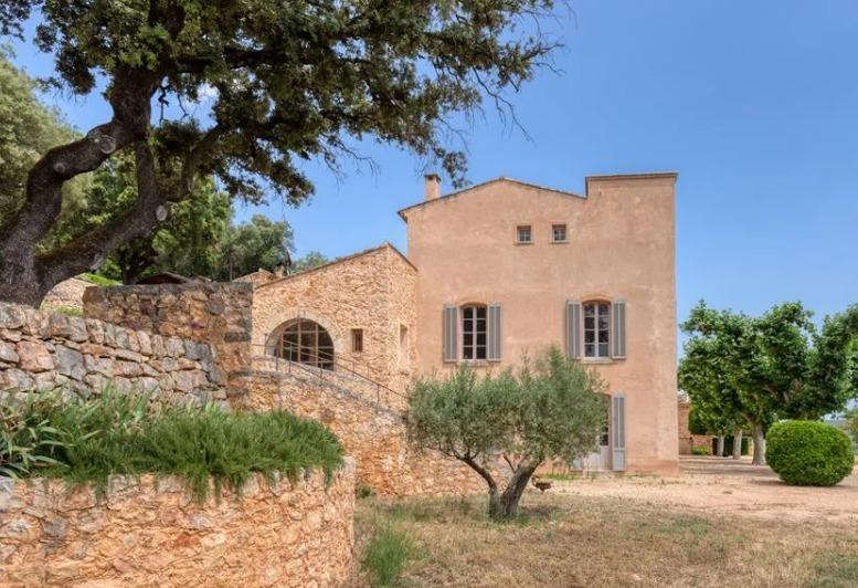 Manoir - 1 575 m² - 20 pièces