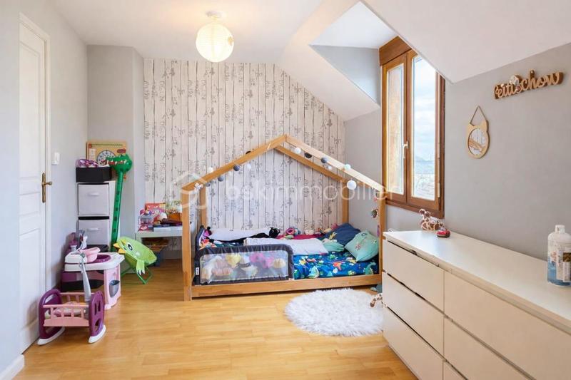 Maison - 120 m² - 6 pièces