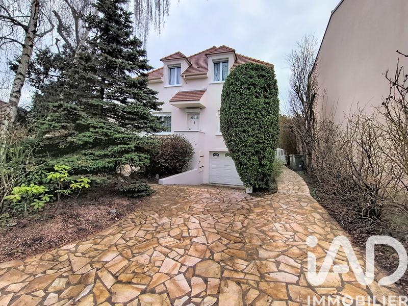 Maison - 155 m² - 7 pièces