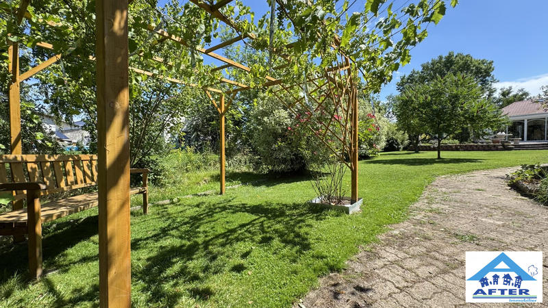 Maison - 155 m² - 8 pièces