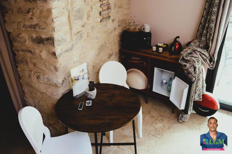 Mas - 397 m² - 14 pièces