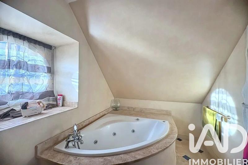 Maison - 153 m² - 6 pièces