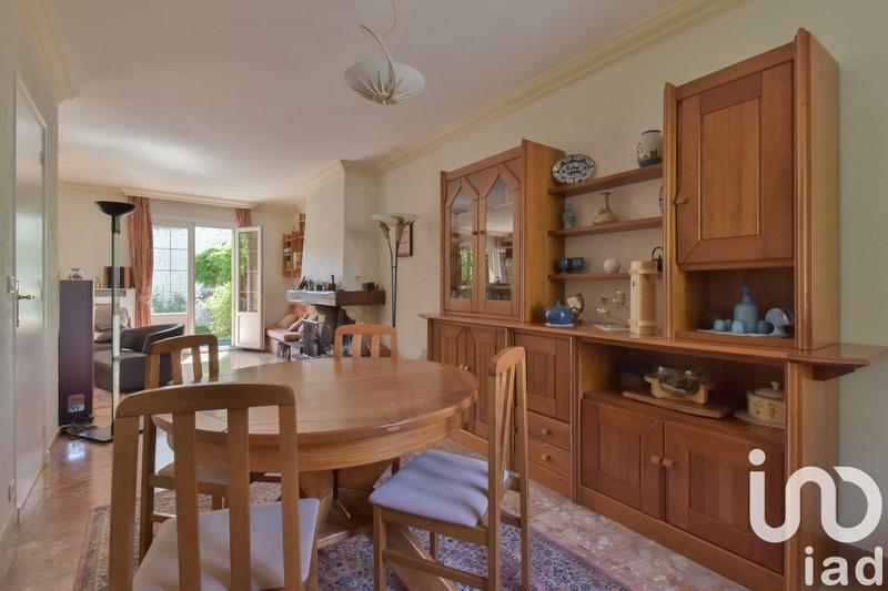 Maison - 171 m² - 7 pièces