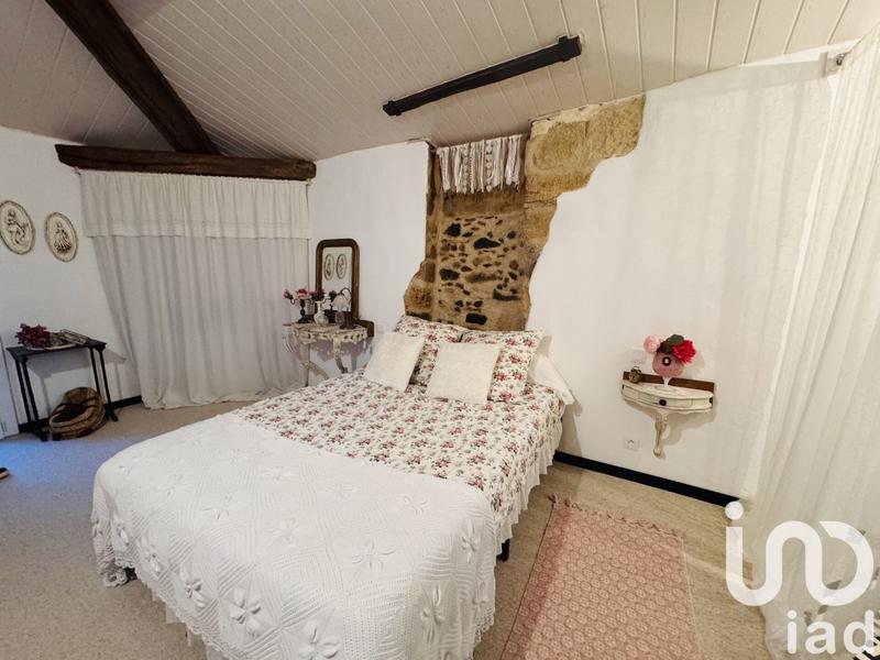 Maison - 201 m² - 5 pièces