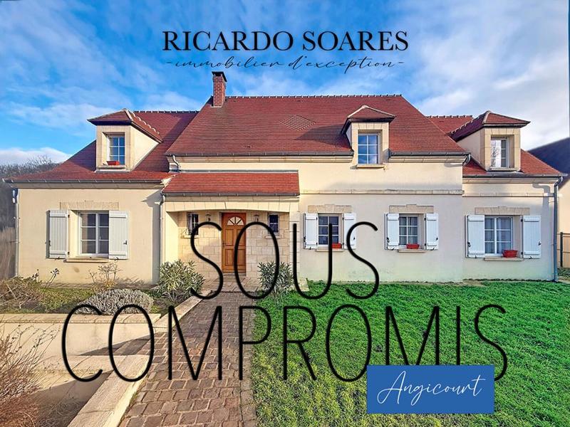 Maison - 242 m² - 7 pièces