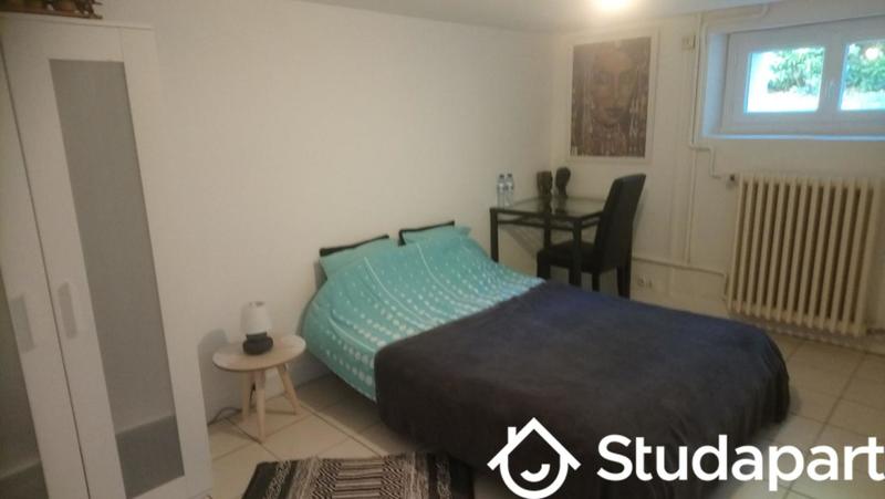 Chambre - 14 m² - 1 pièce