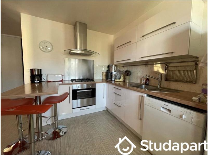 Chambre - 13 m² - 1 pièce