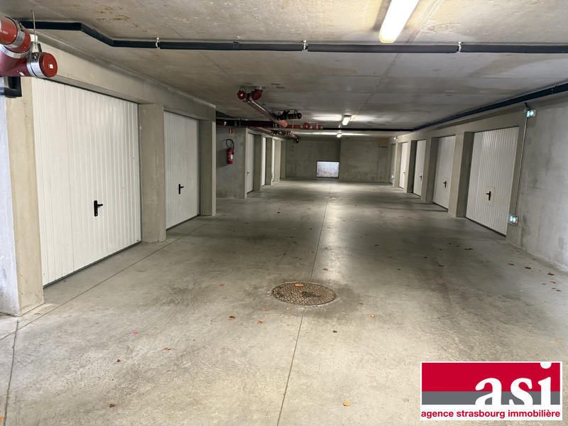 Parking / Garage - 16 m²