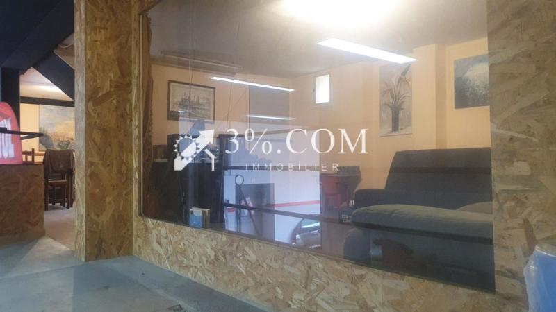 Local d'activité / Entrepôt - 190 m²