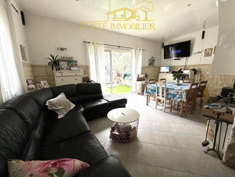 Maison - 93 m² - 4 pièces