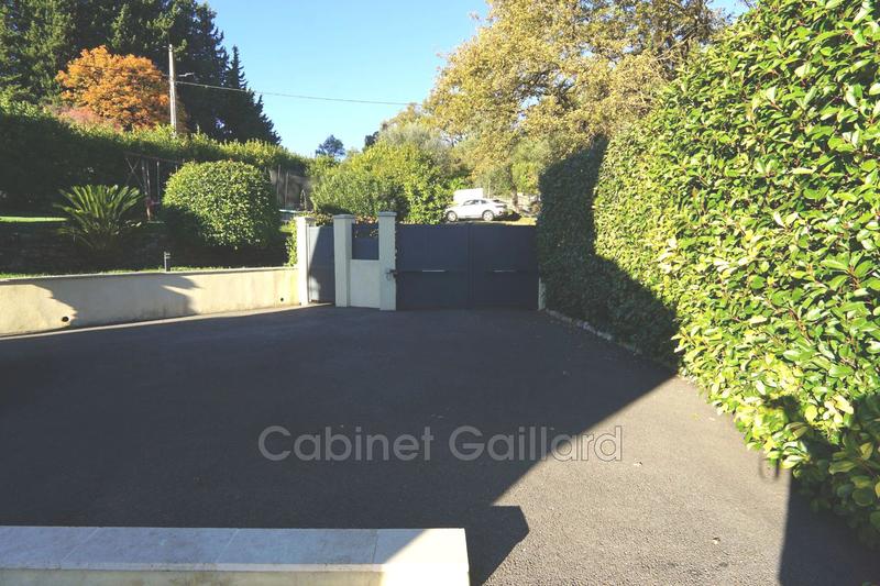 Maison - 98 m² - 3 pièces