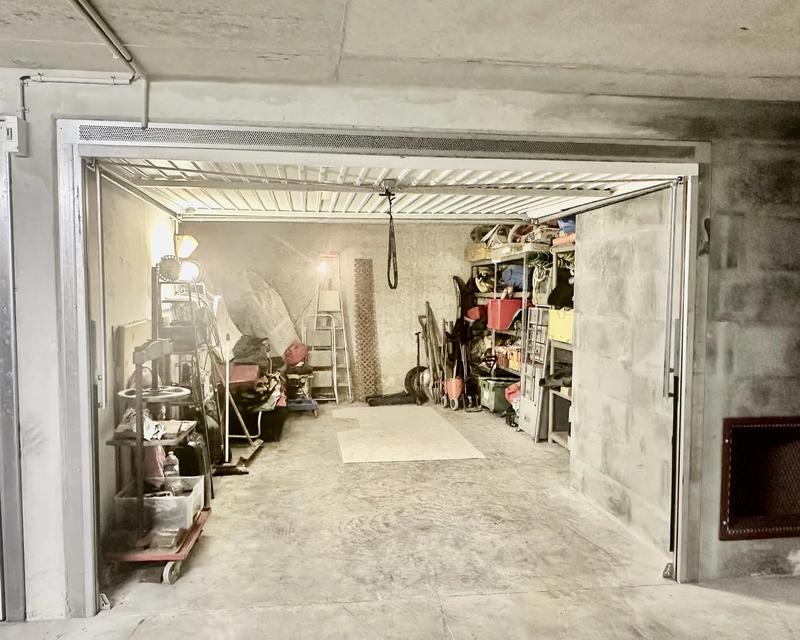 Parking / Garage - 17 m²