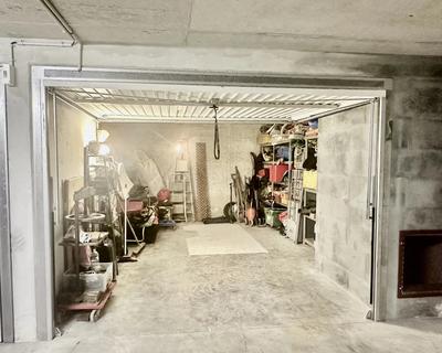 Parking / Garage - 17 m²