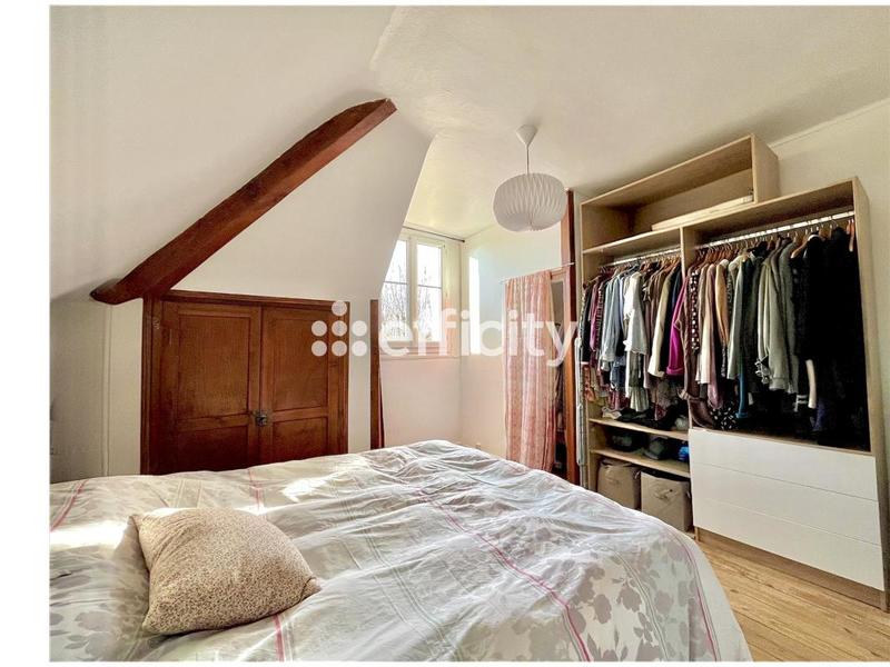 Appartement - 97 m² - 4 pièces