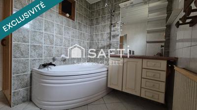 Maison - 137 m² - 7 pièces