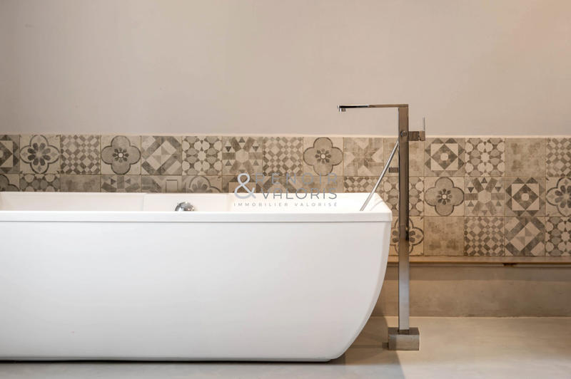 Maison ancienne - 184 m² - 6 pièces