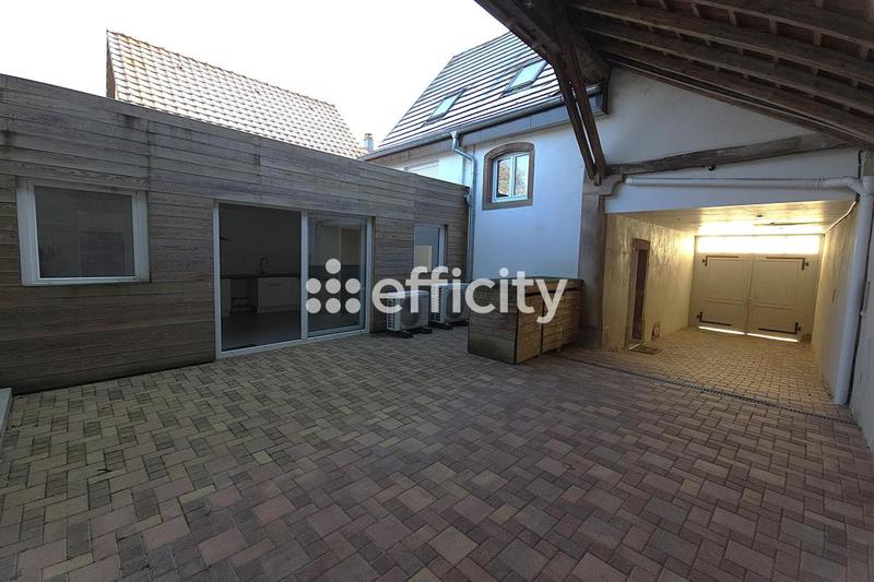 Maison - 180 m² - 7 pièces