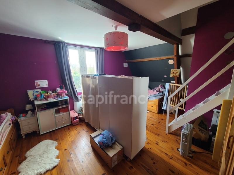 Maison - 210 m² - 10 pièces