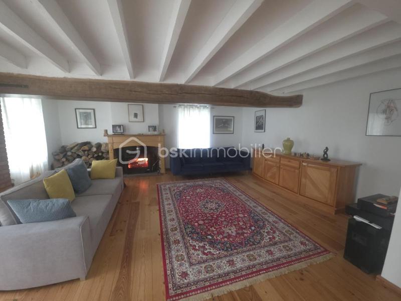 Longère - 210 m² - 6 pièces