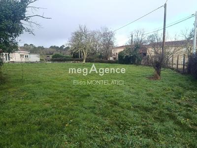 Terrain constructible - 1 159 m²