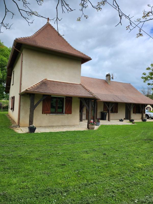 Maison traditionnelle - 134 m² - 5 pièces