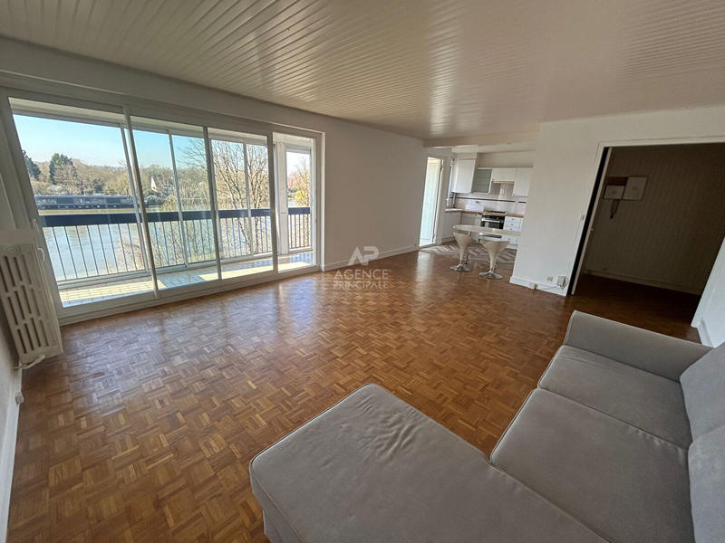 Appartement - 80 m² - 3 pièces