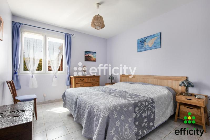 Maison traditionnelle - 120 m² - 5 pièces