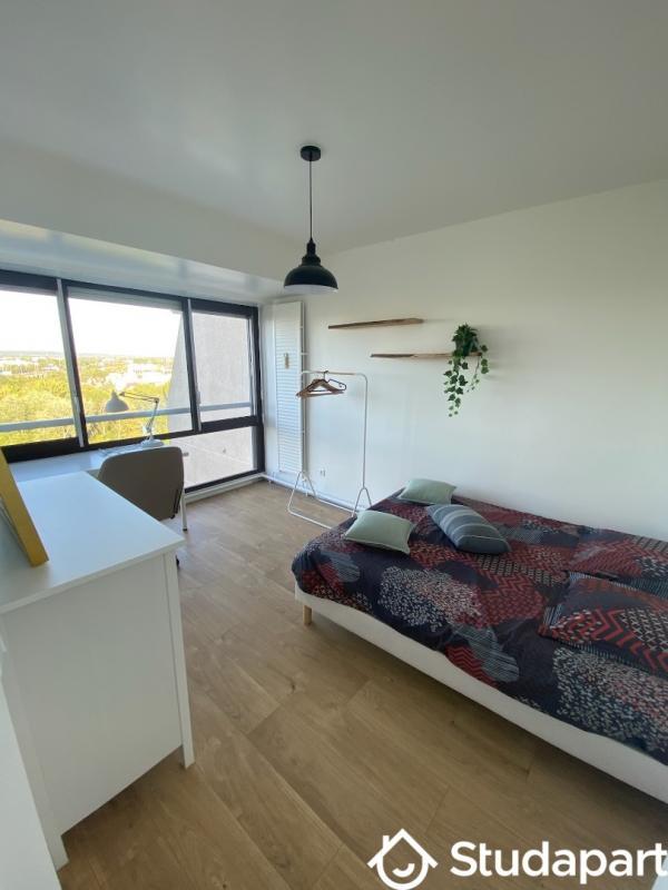 Chambre - 13 m² - 1 pièce