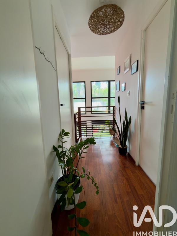 Maison - 90 m² - 3 pièces