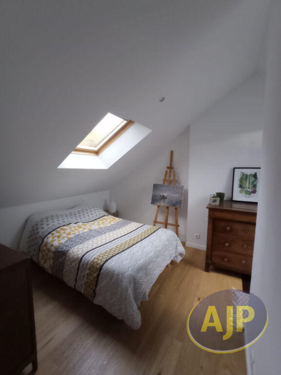 Maison - 101 m² - 5 pièces