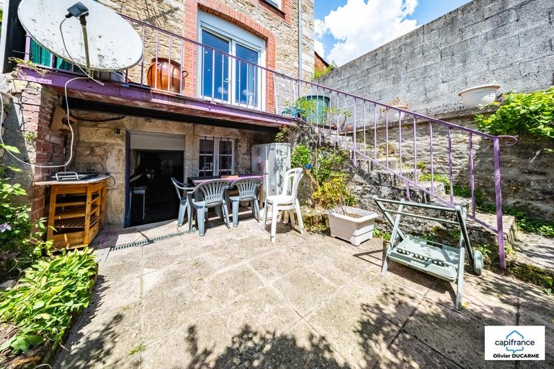 Maison de village - 228 m² - 7 pièces