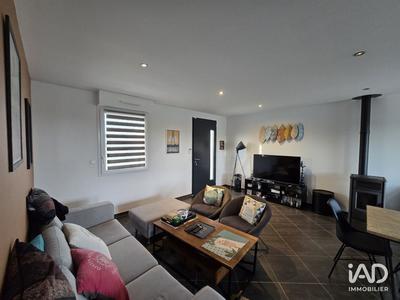 Maison - 93 m² - 4 pièces