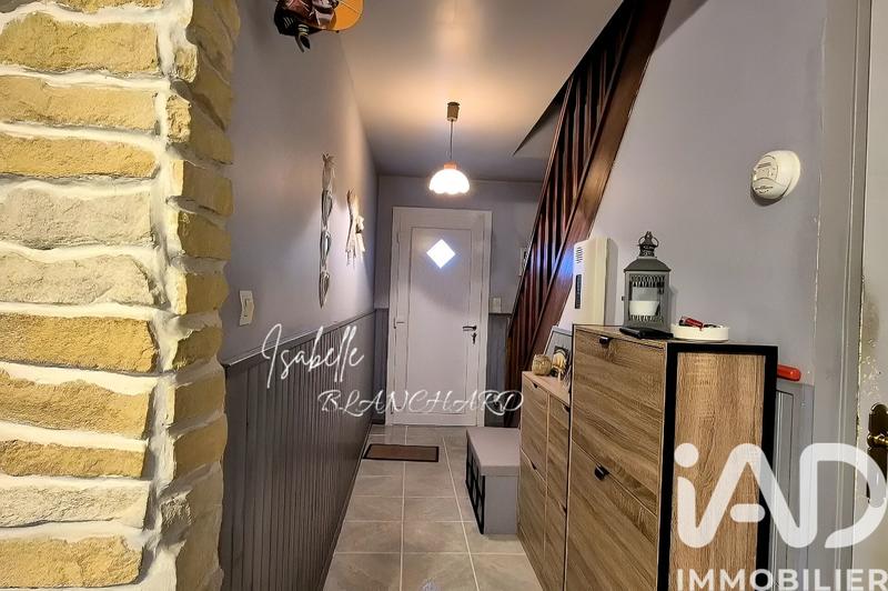 Maison - 90 m² - 5 pièces