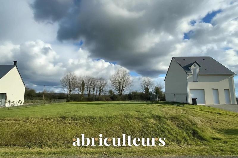 Terrain constructible - 884 m²