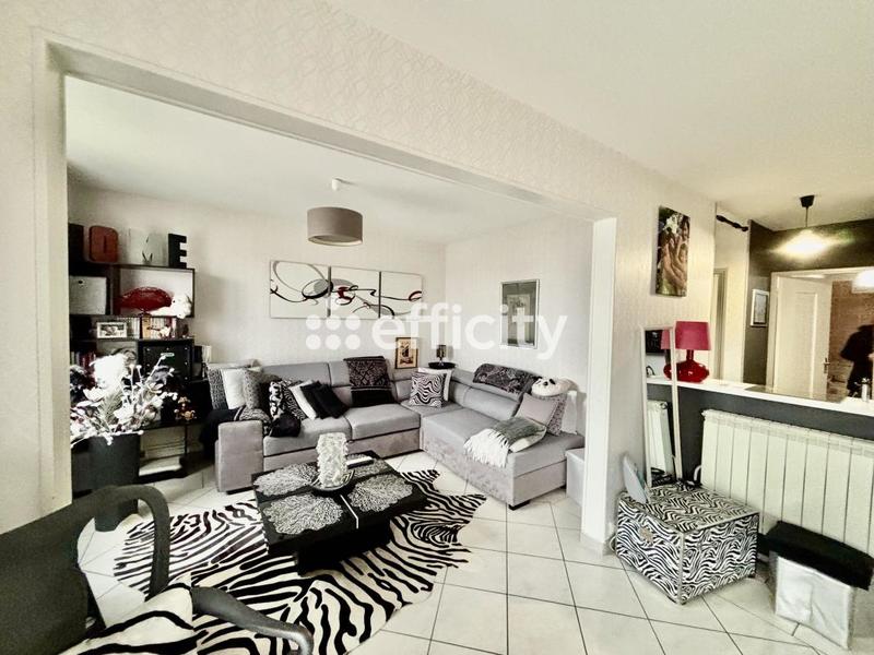 Appartement - 80 m² - 4 pièces