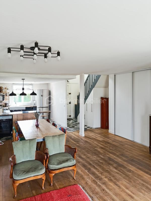 Maison - 190 m² - 9 pièces