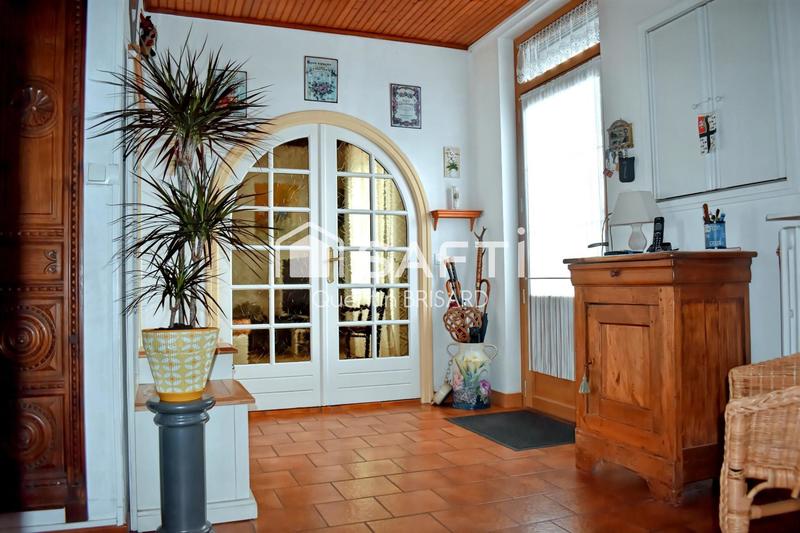 Maison - 141 m² - 5 pièces