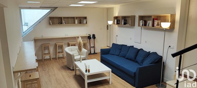 Maison - 384 m² - 19 pièces