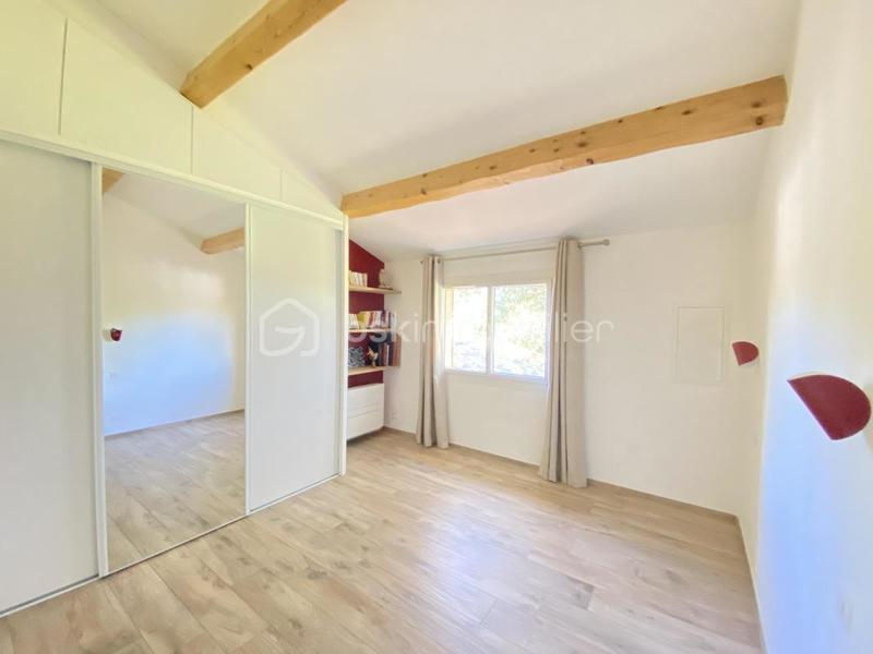 Villa - 185 m² - 6 pièces