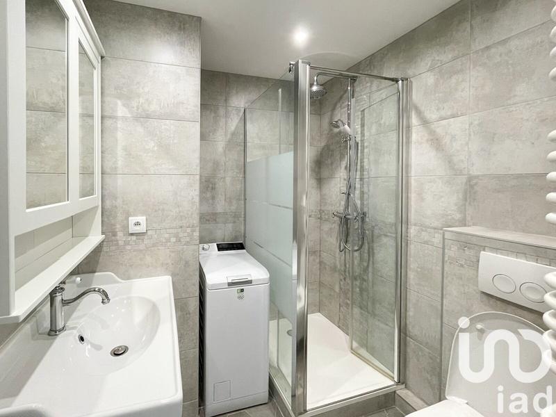 Studio - 30 m² - 1 pièce