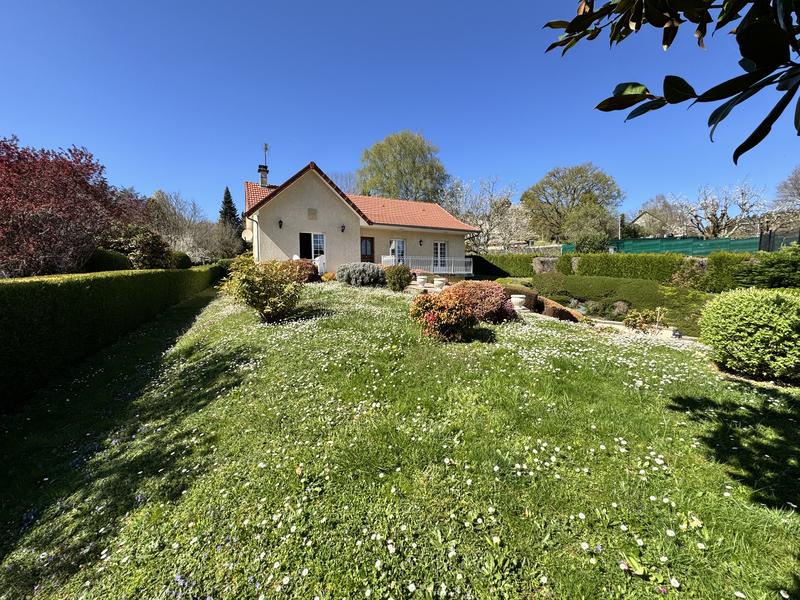 Maison - 140 m² - 5 pièces