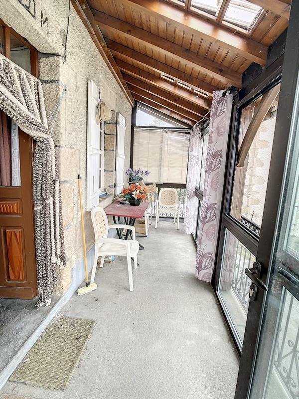 Corps de ferme - 274 m² - 10 pièces