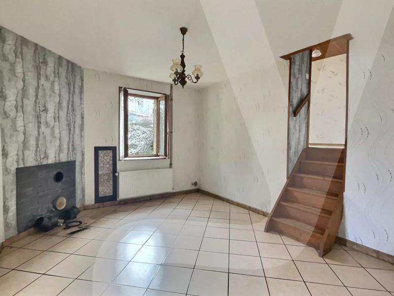 Maison - 182 m² - 8 pièces